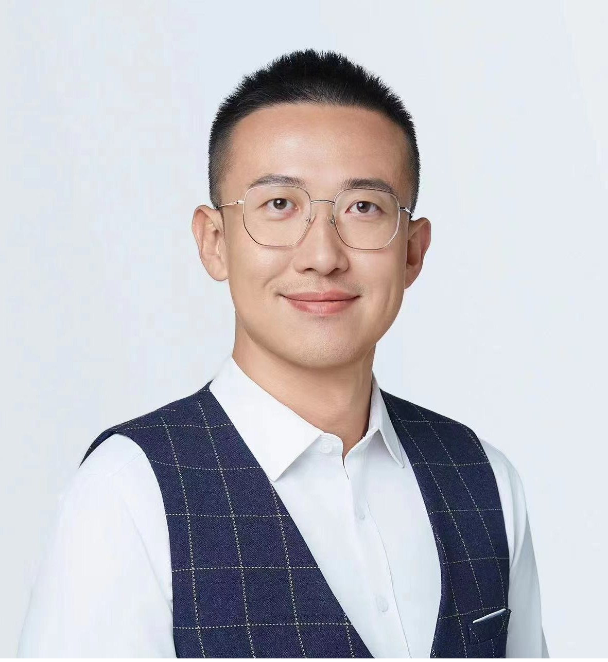 好博体育创新论坛第一千五百八十九讲：机器学习在材料模拟设计中的应用研究