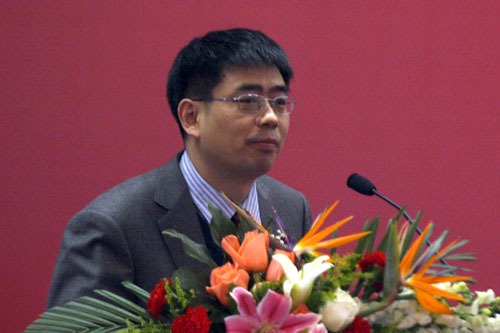 好博体育创新论坛第一千四百五十五讲：The correspondence between the canonical and semicanonical bases